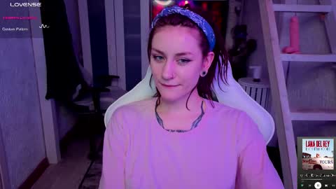 Snapshot of sonicsupergirl chatting on October 12, 2025, 7:02 pm Rie online show from October 12, 2025, 7:02 pm