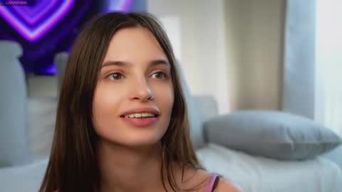 Eva 3 online show from March 7, 2025, 12:01 pm