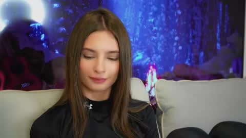 Eva 3 online show from November 10, 2025, 6:01 am