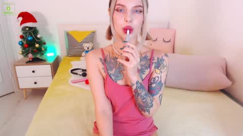 Sonya Lime online show from December 14, 2024, 6:56 am