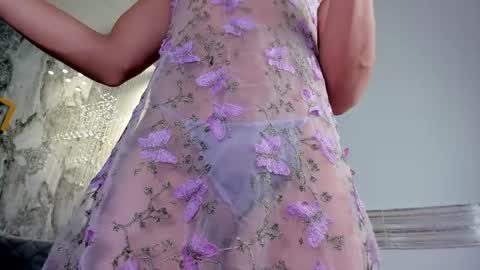 Sophi Johnson online show from April 5, 2026, 4:31 am