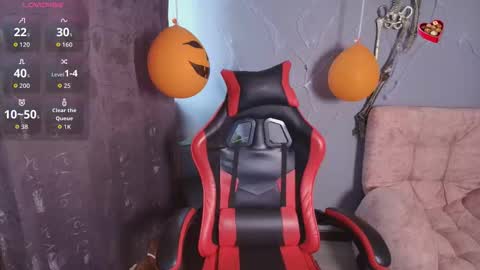 Sophi Tay online show from October 20, 2025, 5:57 pm