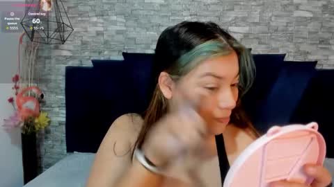 Sophia  online show from March 18, 2026, 11:35 am