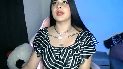 Snapshot of sophia_dazza398 chatting on July 5, 2026, 11:01 pm sophia online show from July 5, 2026, 11:01 pm