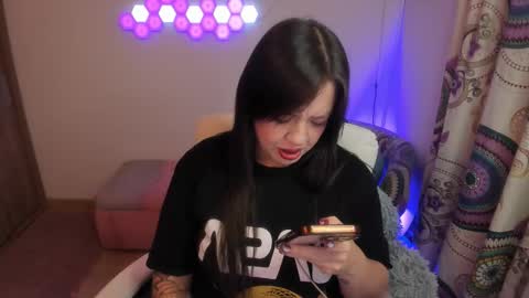 sophia_grants online show from March 26, 2026, 2:17 am