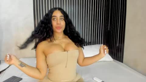 Snapshot of sophia_ryan_ chatting on April 8, 2026, 9:37 pm Sophia Lopeez online show from April 8, 2026, 9:37 pm