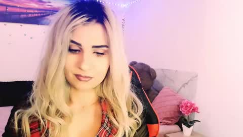 sophia smith4146 online show from March 6, 2026, 9:17 am