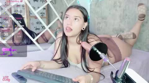 Snapshot of sophia_xoxo1 chatting on May 7, 2026, 2:22 pm Sophie online show from May 7, 2026, 2:22 pm