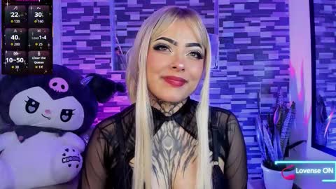 Sophia online show from October 14, 2025, 9:15 pm