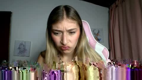 SophiaLee online show from April 28, 2026, 11:10 pm