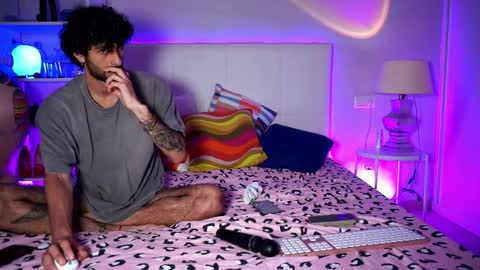 SophiaSapphire online show from March 1, 2026, 8:33 pm