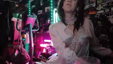 Sophie Satin1980 online show from May 15, 2026, 11:56 pm