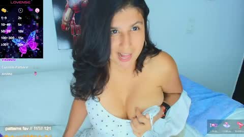 Sophia  online show from June 7, 2026, 8:01 pm