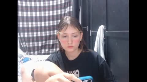 sophie online show from October 12, 2025, 11:26 pm