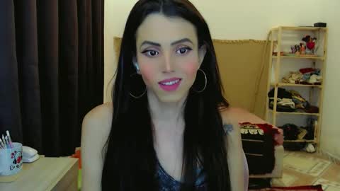 Sophie Fantasys online show from February 5, 2026, 3:38 pm