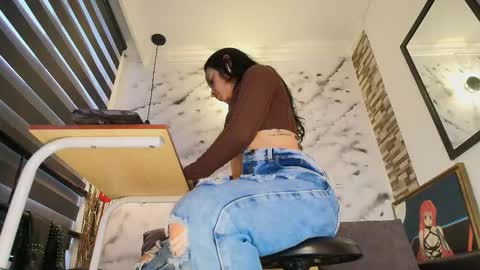 Sophie online show from February 25, 2026, 12:04 pm