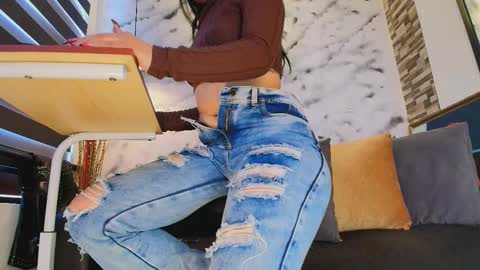 Sophie online show from March 15, 2026, 12:11 pm