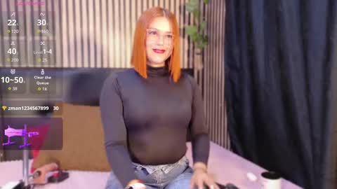 Snapshot of sophie_new25 chatting on October 13, 2025, 1:49 am sophie_new25 online show from October 13, 2025, 1:49 am