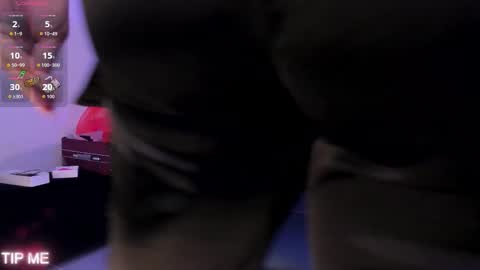 Sophie online show from March 25, 2026, 12:05 am