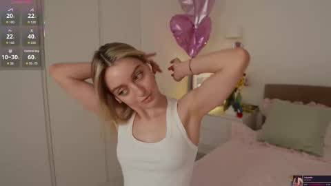 sophiebelll online show from March 24, 2026, 11:59 am