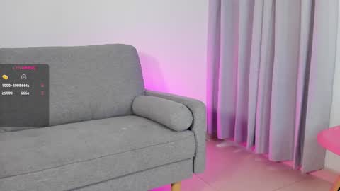 sophie  online show from June 13, 2026, 7:23 pm