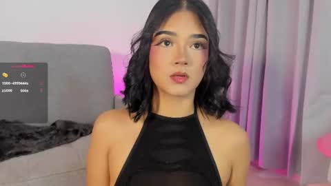 sophie  online show from July 17, 2026, 7:08 pm