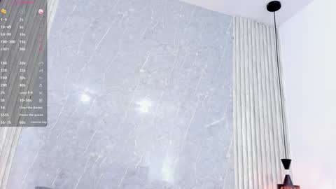Snapshot of sophiee_velvet chatting on January 21, 2025, 2:37 pm         online show from January 21, 2025, 2:37 pm