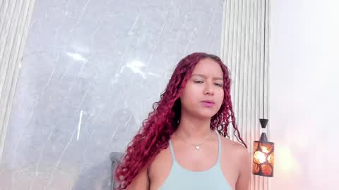 Snapshot of sophiee_velvet chatting on February 4, 2025, 11:27 am         online show from February 4, 2025, 11:27 am