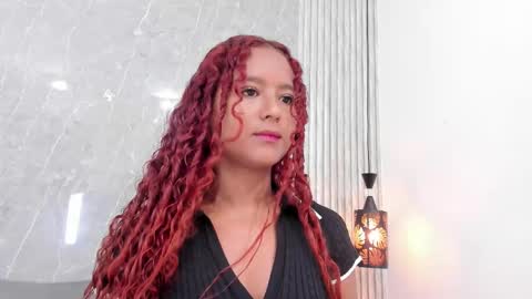 Snapshot of sophiee_velvet chatting on February 24, 2025, 11:32 am         online show from February 24, 2025, 11:32 am