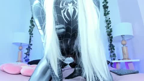 SOPH  online show from January 22, 2025, 2:04 am