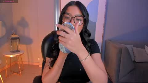 Snapshot of sophiehouston_ chatting on June 13, 2026, 2:42 am Sophie Houston online show from June 13, 2026, 2:42 am