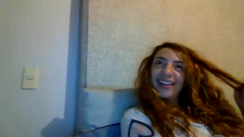 Snapshot of sophielatina chatting on March 7, 2025, 5:51 am Sophia online show from March 7, 2025, 5:51 am