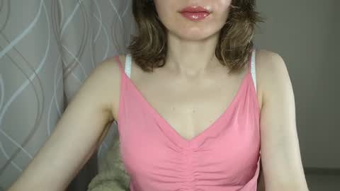 Snapshot of sophiemisss chatting on June 29, 2026, 6:19 am Sophiemisss online show from June 29, 2026, 6:19 am