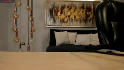 Sophie  Palmer online show from February 23, 2026, 10:56 am