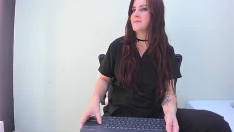 sophieturner_mg online show from July 14, 2026, 7:08 pm