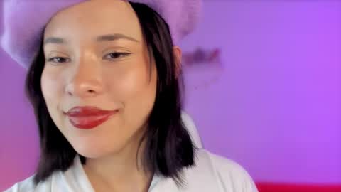 Snapshot of sophiiewilliams chatting on December 19, 2024, 10:32 pm Sophiie Williams online show from December 19, 2024, 10:32 pm