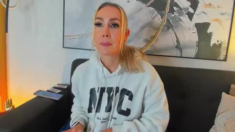 Sophi online show from February 24, 2026, 11:08 am