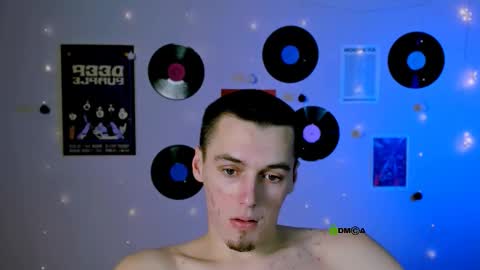 Snapshot of soren_blaze chatting on January 15, 2026, 12:04 am soren_blaze online show from January 15, 2026, 12:04 am