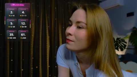 Snapshot of soul_trace chatting on December 17, 2025, 10:21 am Adalinda online show from December 17, 2025, 10:21 am