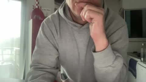 soumisanal2013 online show from February 15, 2026, 8:13 am