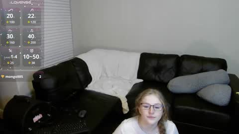 Bunnydathug online show from February 26, 2025, 8:37 am