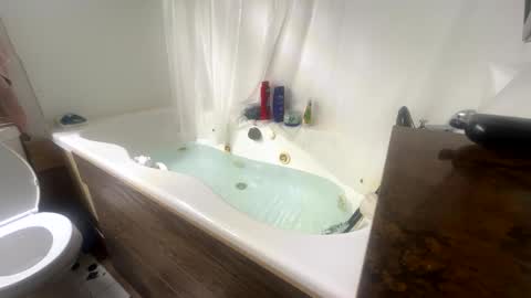 soxsik online show from November 7, 2025, 9:31 am