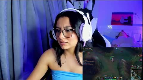 Lili online show from December 28, 2024, 11:37 pm