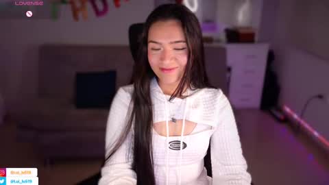 Luisa    online show from March 6, 2025, 11:20 pm