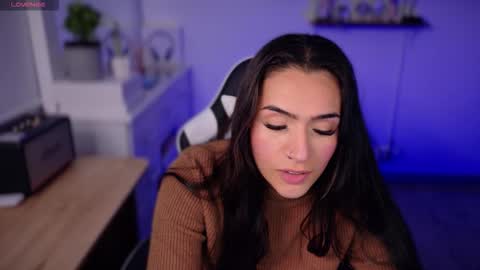 Luisa    online show from September 8, 2025, 11:04 pm