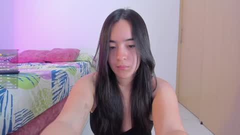 Instagram Soyamandaa  1 online show from January 30, 2025, 8:42 pm