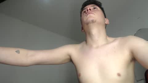 Snapshot of soymanuel777 chatting on April 11, 2026, 11:42 pm soymanuel777 online show from April 11, 2026, 11:42 pm