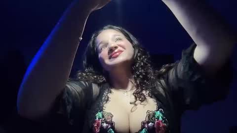 Soyoceanne online show from February 6, 2026, 2:16 am