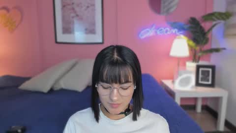 Aleja online show from September 12, 2025, 5:07 am