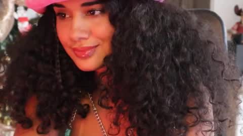 You want to talk to me more personal follow me in My Channel VIP  50 the discount       online show from December 26, 2024, 9:47 pm